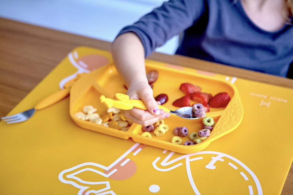 Jogo Americano em Silicone Girafa Lola - Marcus & Marcus